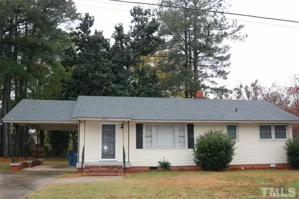 407 W Canary Street, Dunn, NC 28334