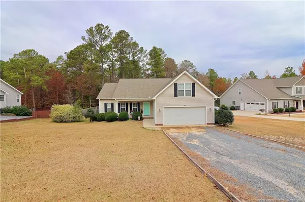 375 Queens Cove Way, Carthage, NC 28327