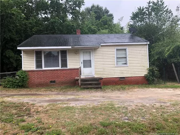 111 Scarborough Street, Spring Lake, NC 28390