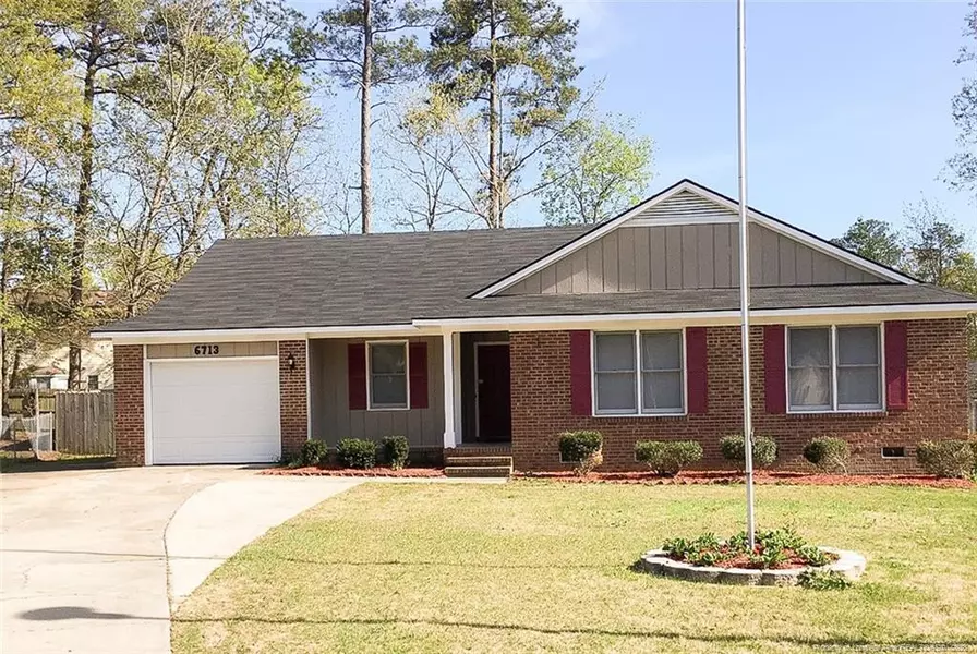 6713 Potters Court, Fayetteville, NC 28314