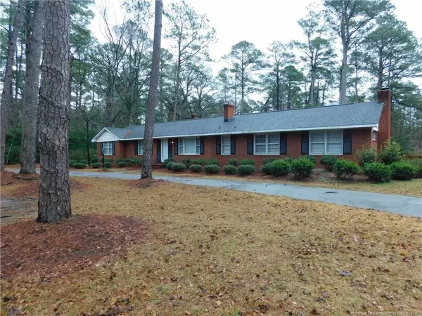 410 Barker Ten Mile Road, Lumberton, NC 28358