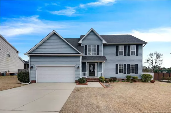 3903 Hunting Path Drive, Hope Mills, NC 28348