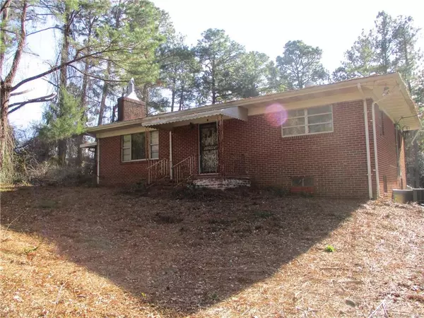 7628 Fletcher Avenue, Fayetteville, NC 28303