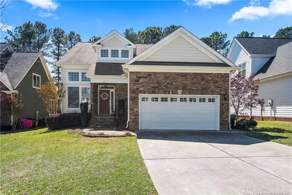 37 Cottswold Lane, Spring Lake, NC 28390