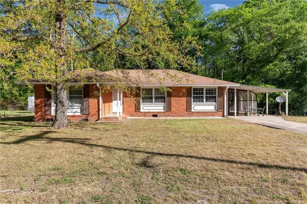 2907 Collingwood Street, Spring Lake, NC 28390