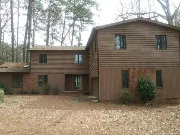 2010 Country Club Court, Sanford, NC 27332