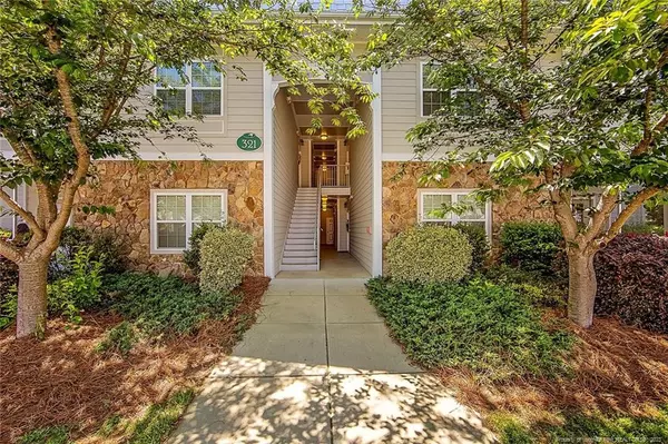 321 Gallery Drive #104, Spring Lake, NC 28390