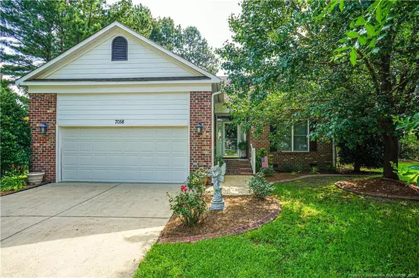 7058 Pitcairn Drive, Fayetteville, NC 28306