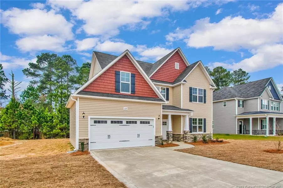 229 Cloverwood Lane, Raeford, NC 28376