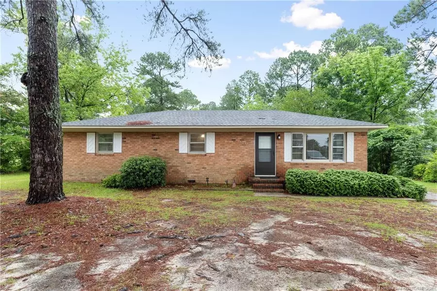 6112 Tiree Drive, Fayetteville, NC 28304