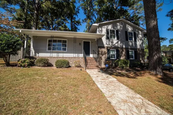 1834 Eichelberger Drive, Fayetteville, NC 28303