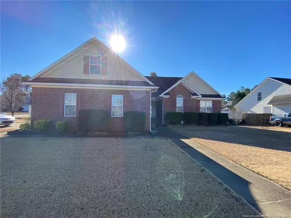 5522 Miranda Drive, Hope Mills, NC 28348