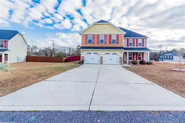 829 Screech Owl Drive, Hope Mills, NC 28348