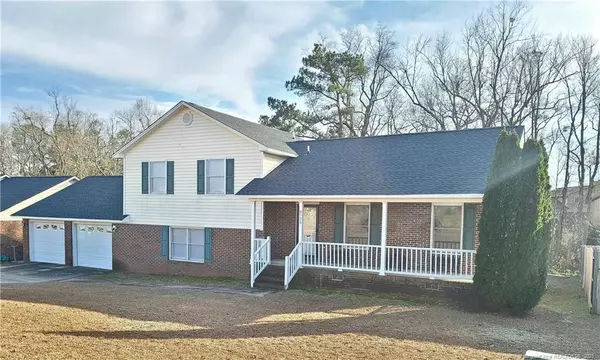 8723 Tibs Run Drive, Fayetteville, NC 28314