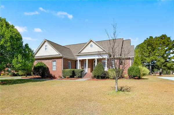 1424 Four Wood Drive, Fayetteville, NC 28312