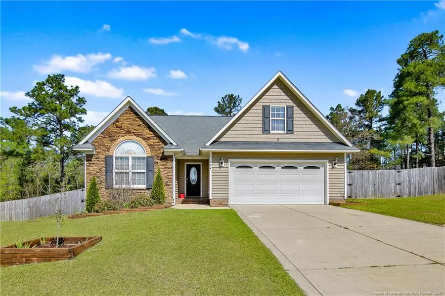 194 Hampshire Court, Raeford, NC 28376