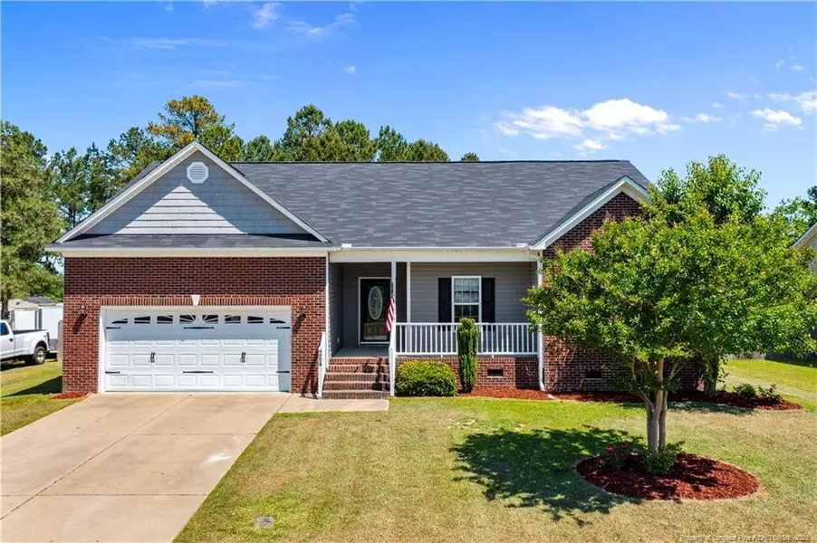 284 Crescent Drive, Raeford, NC 28376