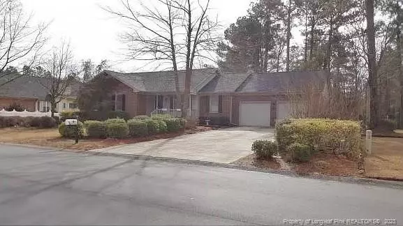 6605 Foxberry Road, Fayetteville, NC 28314