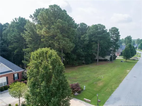 484 Falling Water (277) Road, Spring Lake, NC 28390