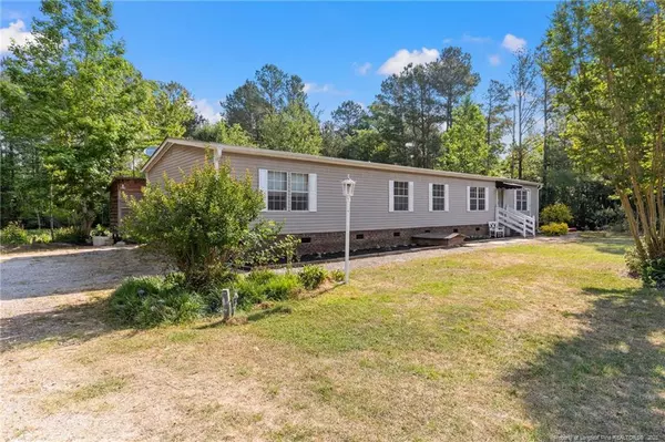 545 Christmas Berry Court, Fayetteville, NC 28312