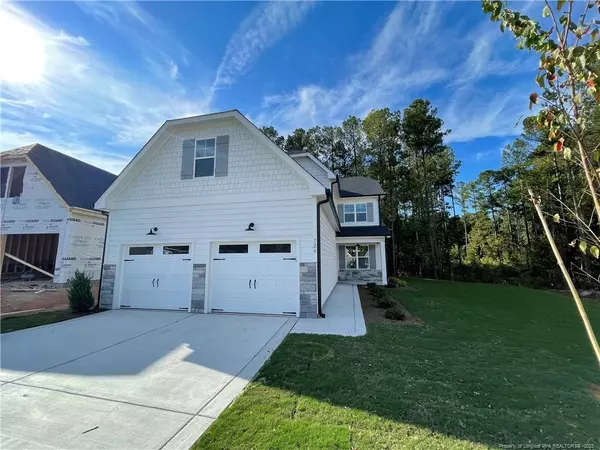 126 Spruce Hollow Circle, Spring Lake, NC 28390