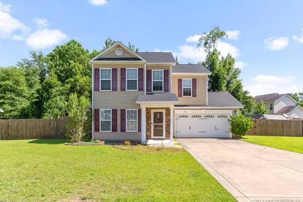 5147 Goshawk Drive, Hope Mills, NC 28348