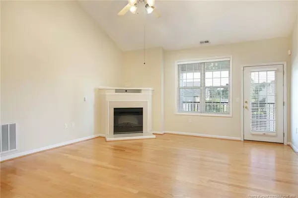 Fayetteville, NC 28304,3940 Bardstown Ct Court #201