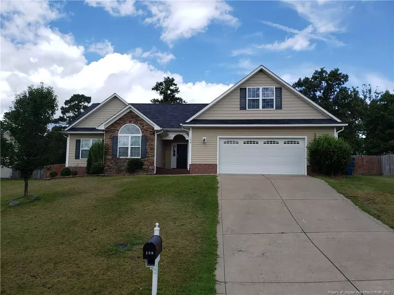 158 Hampshire Court, Raeford, NC 28376