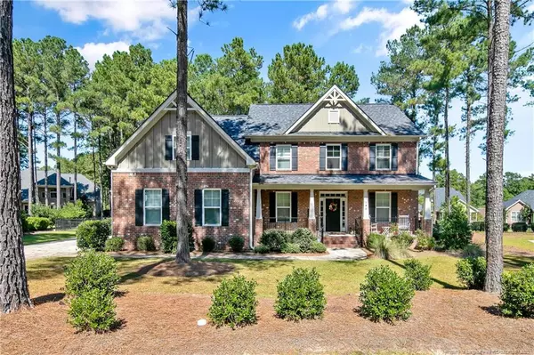 180 The Inner Circle, Spring Lake, NC 28390