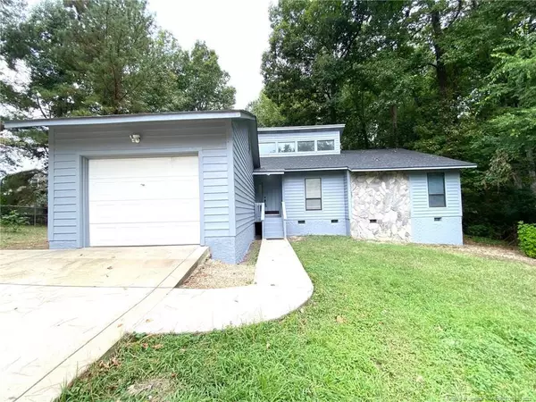 492 Stiles Place, Fayetteville, NC 28314