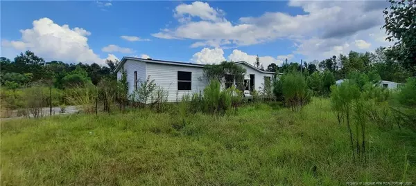 101 Elkton Road, Clarkton, NC 28433