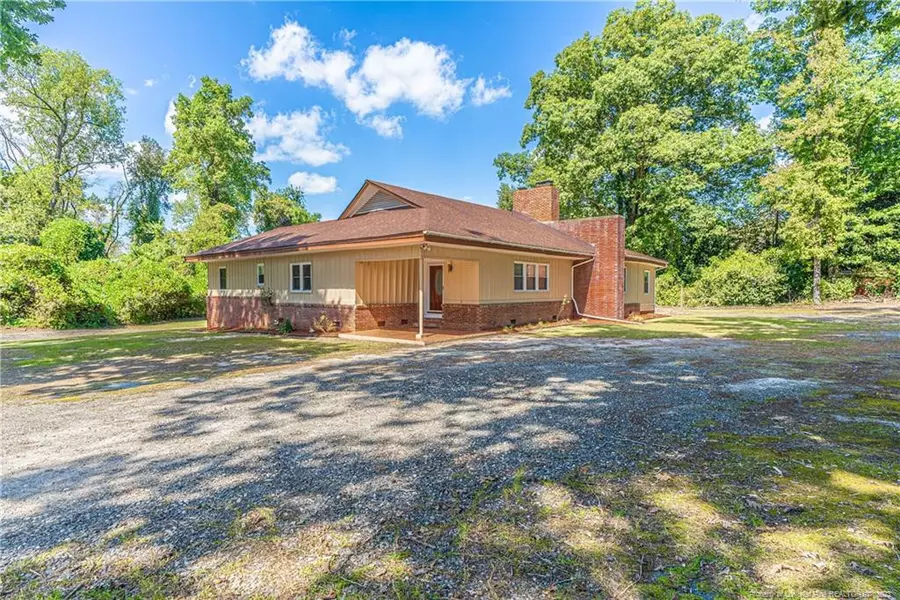 22 Butler Island Road, Roseboro, NC 28382