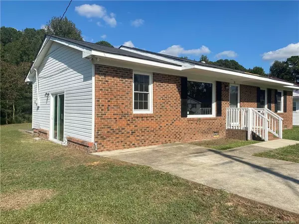 Dunn, NC 28334,301 N Moon Circle