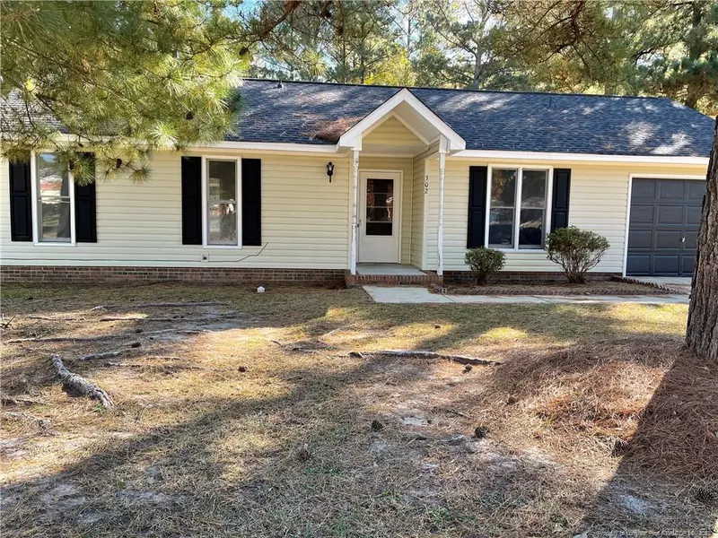 302 Wapiti Drive, Spring Lake, NC 28390