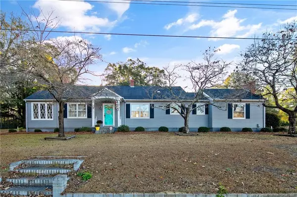 2170 Middle Road, Eastover, NC 28312