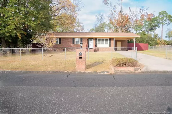 7536 Overbrook Drive, Fayetteville, NC 28303