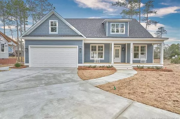 585 Vintage Lane, Southern Pines, NC 28387