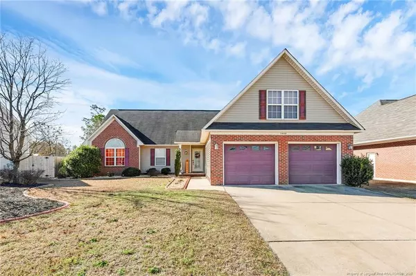 5608 Shady Pine Court, Hope Mills, NC 28348