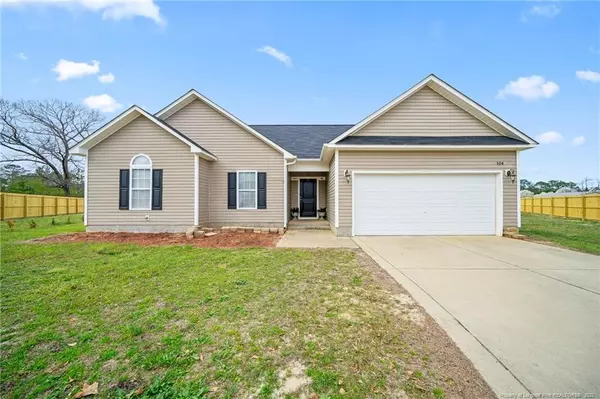 104 Kestrel Court, Raeford, NC 28376