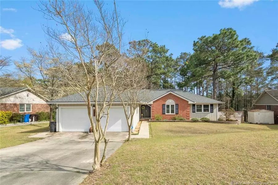 2405 Rolling Hill Road, Fayetteville, NC 28304