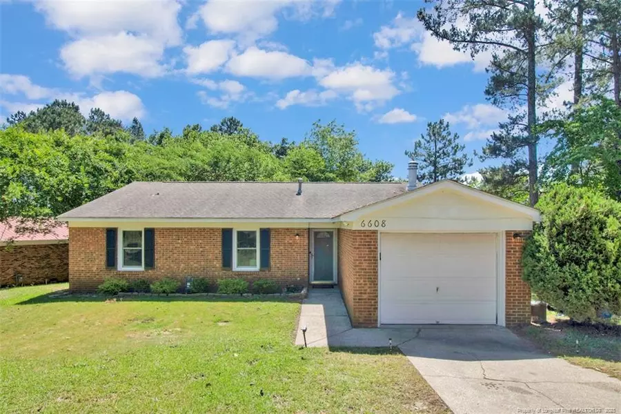 6608 Julliard Drive, Fayetteville, NC 28311