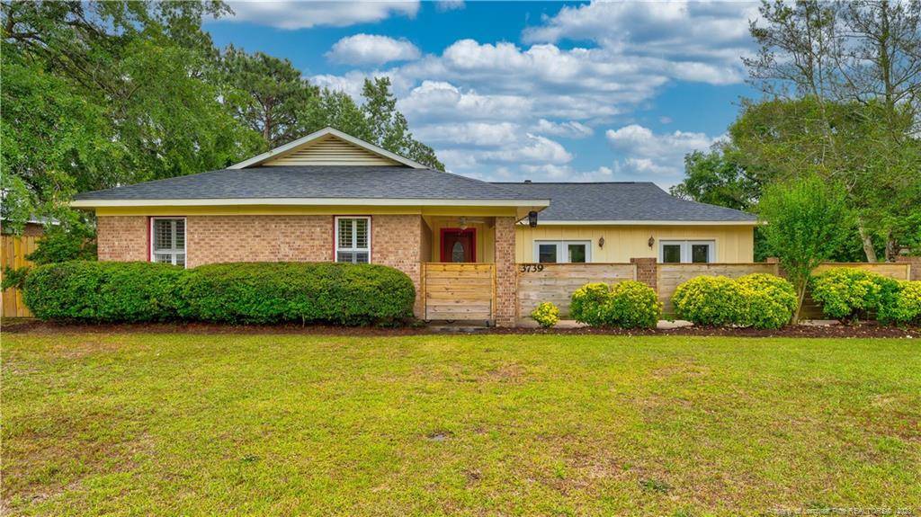 3739 Floyd Drive, Hope Mills, NC 28348