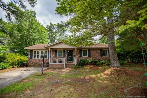 2905 Skycrest Drive, Fayetteville, NC 28304