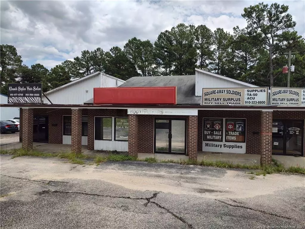 Fayetteville, NC 28303,724 N Reilly Road