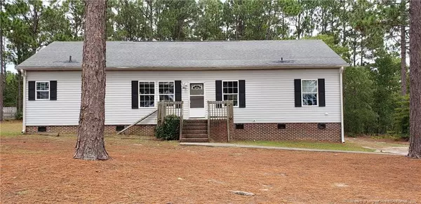 255 Pickett Circle, Vass, NC 28394