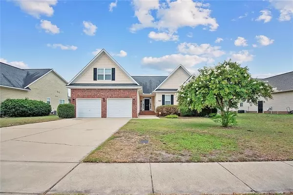 740 Camwheel Drive, Hope Mills, NC 28348