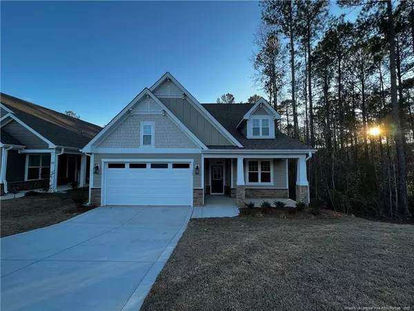 107 Glenwood Court, Spring Lake, NC 28930