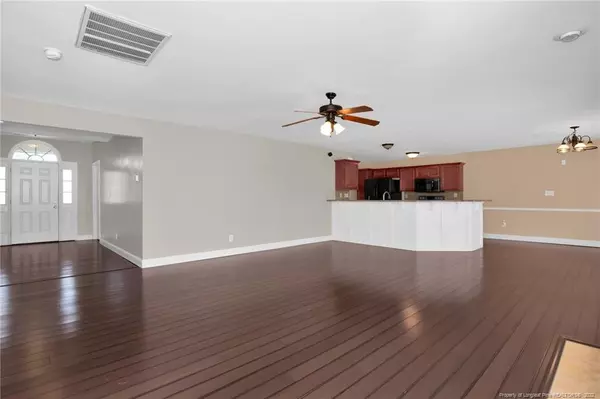 Bunnlevel, NC 28323,112 Holly Oak Circle