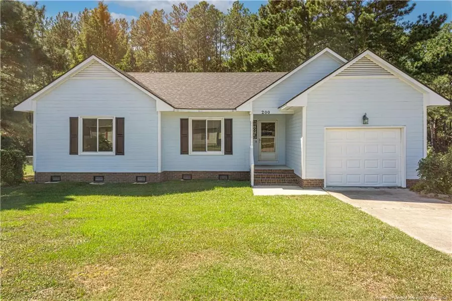 200 Kristin Avenue, Spring Lake, NC 28390