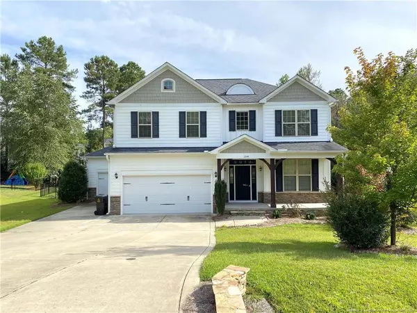 154 Valley Pines Circle, Spring Lake, NC 28390